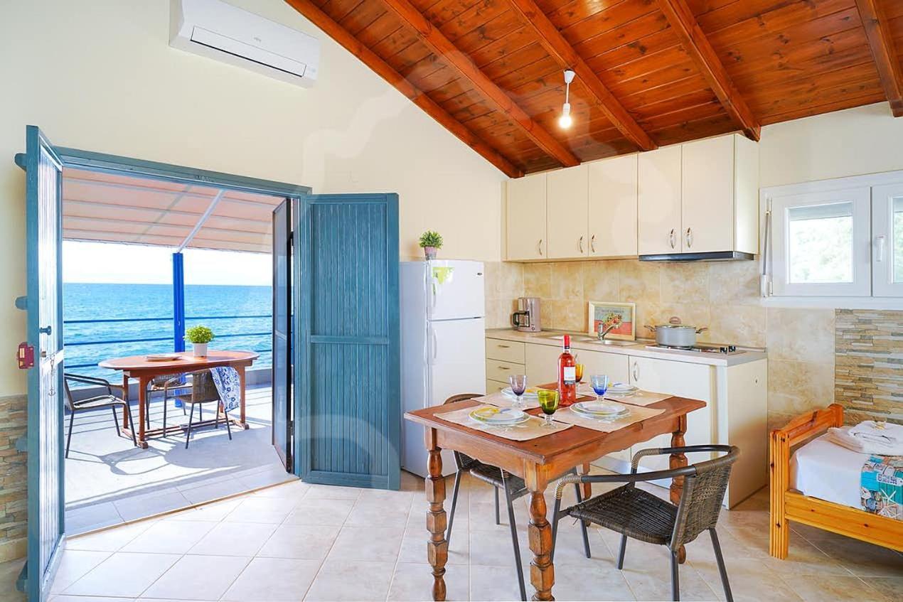 Avgoustos Beach House Skála Kallirákhis Buitenkant foto